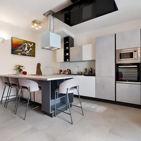 Quintessenza A Con Sauna Apartment